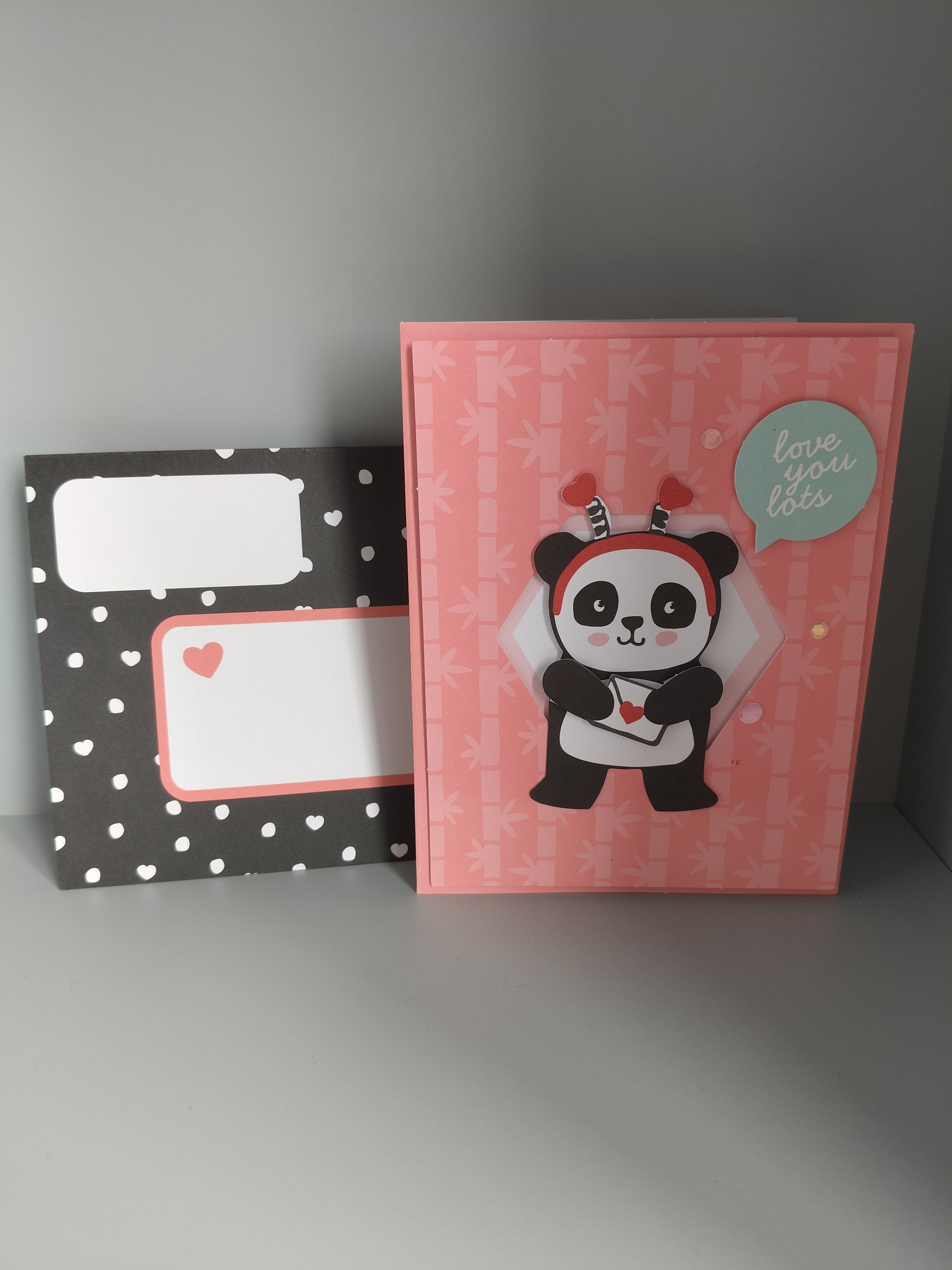 Wenskaart "love you lots"