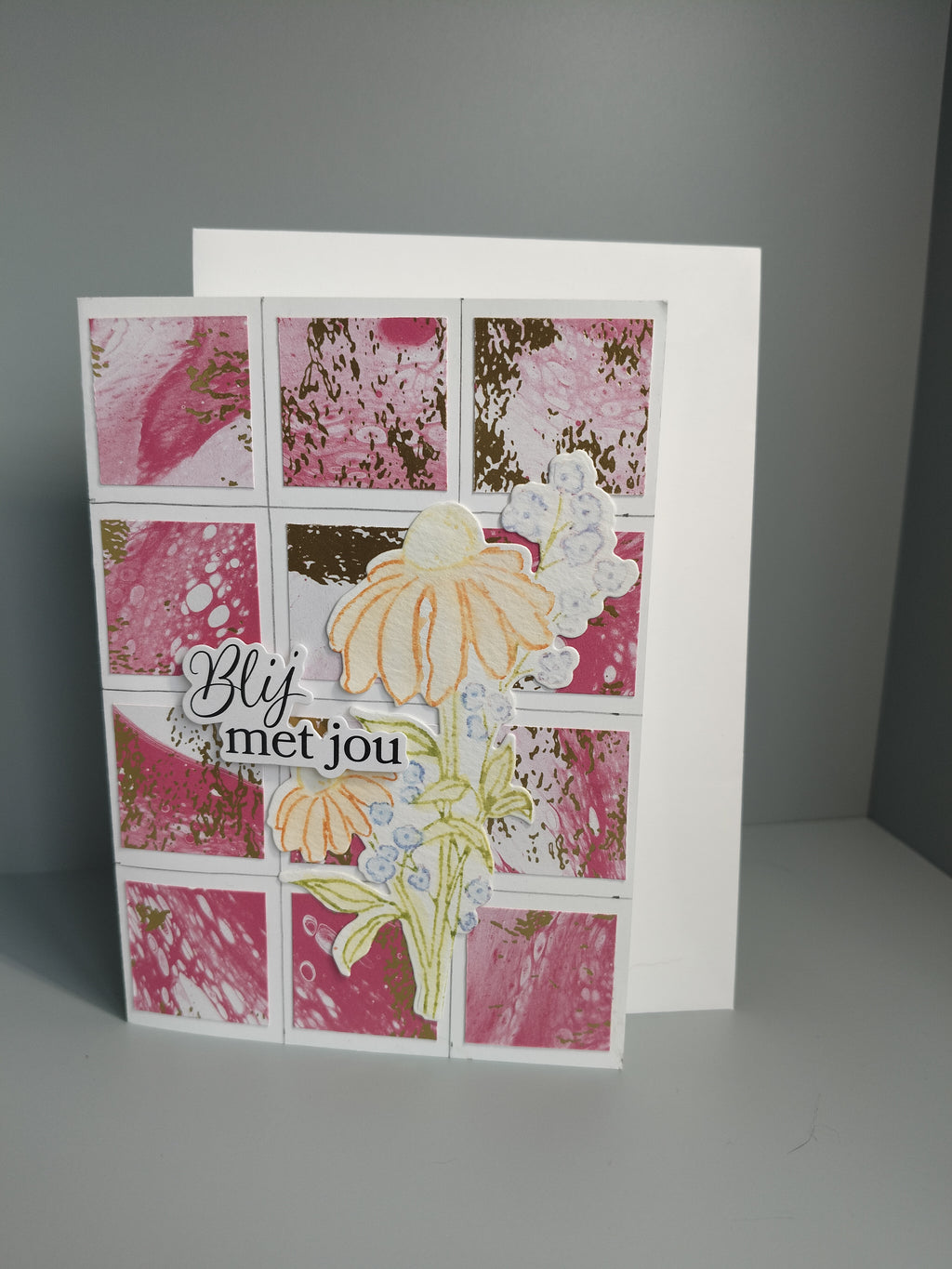 Wenskaart " blij met jou" met witte envelop