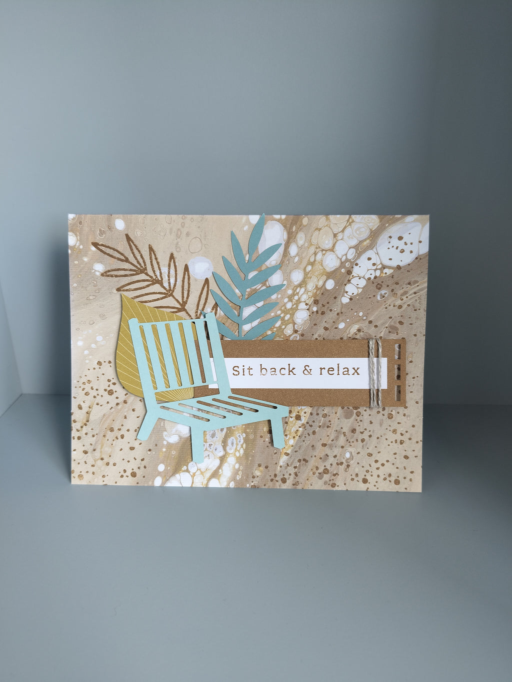 Wenskaart "sit back & relax"(stoel)